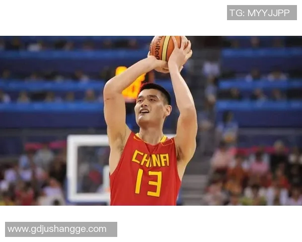 姚明与友人共度美好时光分享篮球梦想与人生哲学的深度交流