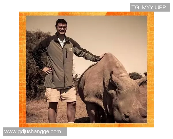 姚明巅峰体型解析：如何塑造篮球巨星的完美身材与运动能力