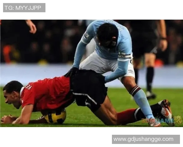 足球明星化妆走进野球场展现别样风采与魅力的奇妙瞬间