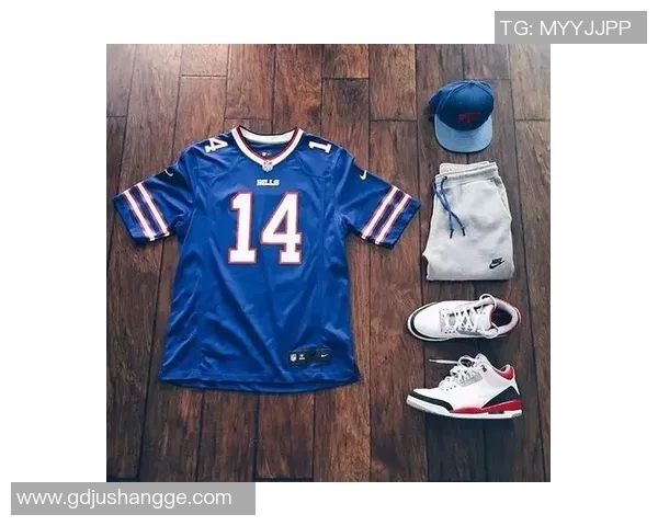 足球明星球衣球鞋全解析助你了解他们的风格与选择 足球明星球衣球鞋全解析助你了解他们的风格与选择